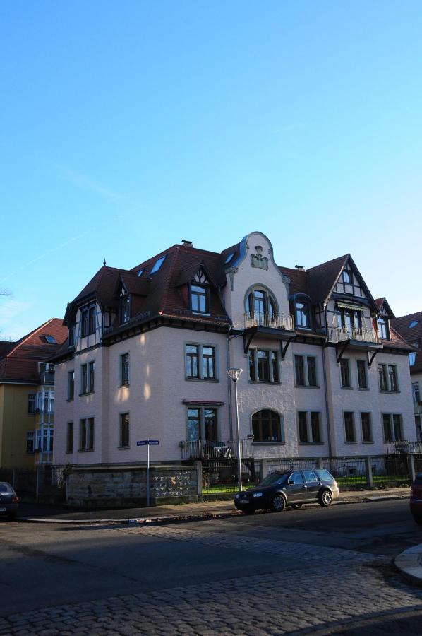 Wunderschoene Wohnung In Sanierter Villa! Incl Wifi Dresden Luaran gambar